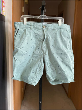 Men's Paperdenim & Cloth Green Flat Front Shorts Waist 38 with Black Birds